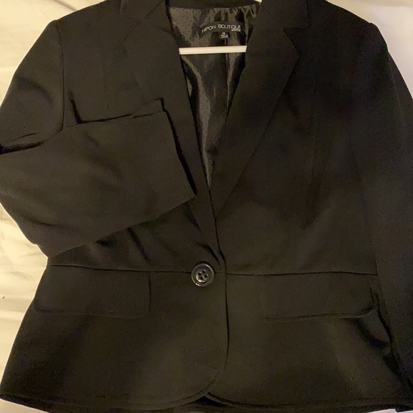Cute black blazer with 3/4 sleeves - Picture 3 of 3
